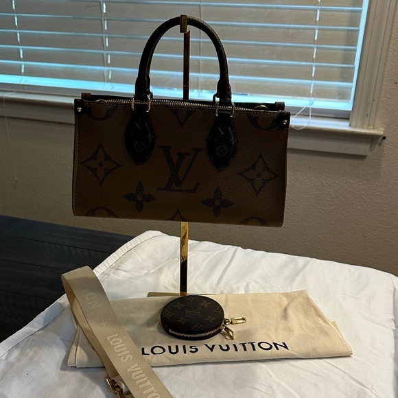 Louis Vuitton Tan and Brown Monogram Satchel - Picture 1 of 14